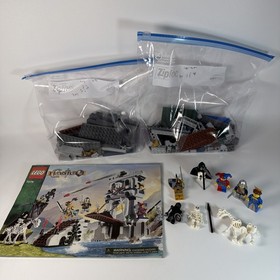 LEGO Castle 7079 Drawbridge Defense Complete Gold Knight cas415 Fantasy Era 2009