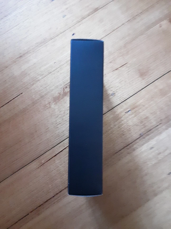 Star Wars BLACK SERIES #06 YODA Figure  - image 4 of 4