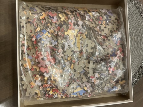 McDONALD'S 1000 Piece puzzle Springbok Ronald McDonald Happy Meal New - Picture 2 of 2