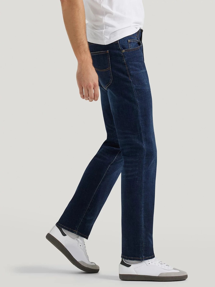 NWT Lee Mens Extreme Motion MVP Slim Straight Stretch Wicking