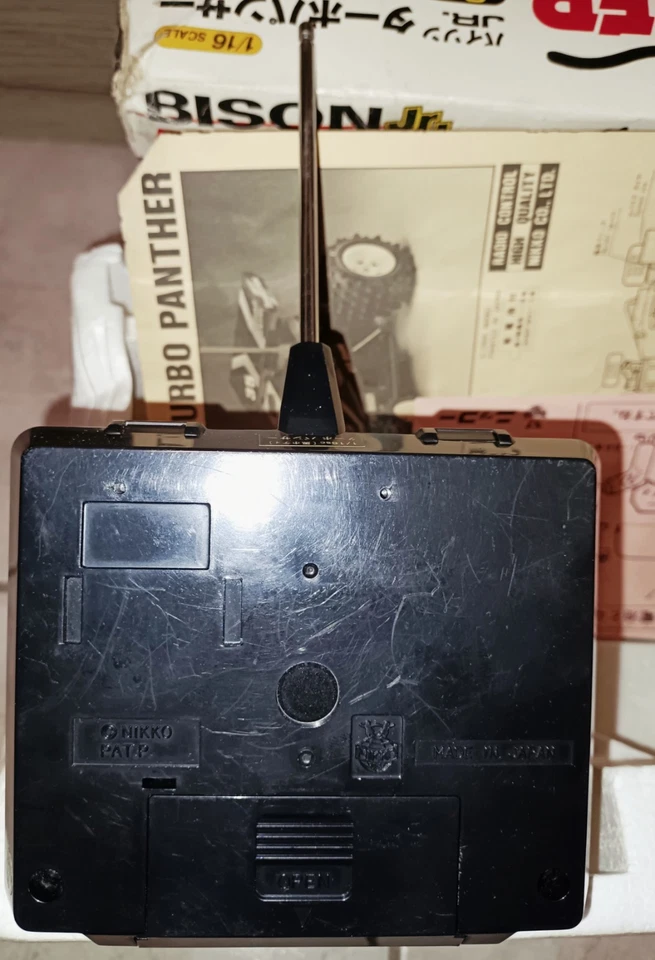 NIKKO BISON JR TURBO PANTHER 1/16 40MHZ Japan Vers. - Immagine 4 di 4