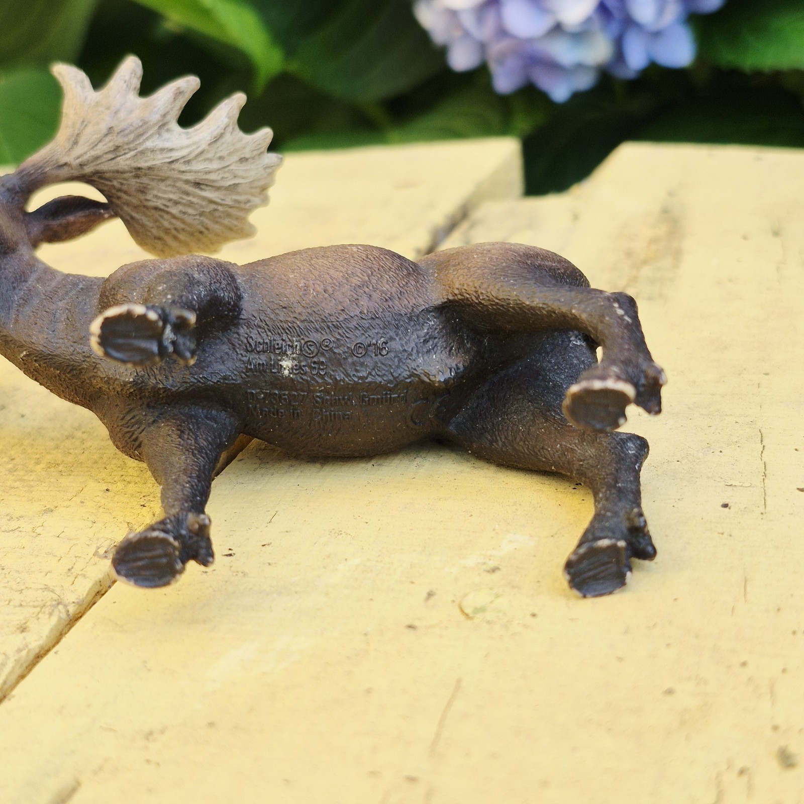 Schleich MALE Bull MOOSE Retired Wildlife Animal Figure 2016