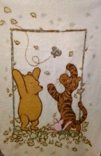 Disney Classic Winnie The Pooh Cream Fleece Baby Piglet Tigger Blanket 30"x45"