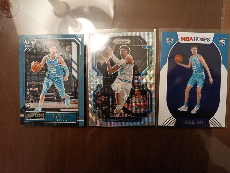 Lomelo Ball Rc Lot Of 2 And 1 Prizm