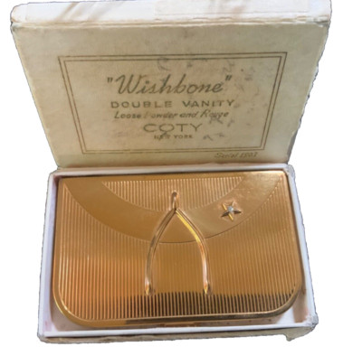 Vintage Powder Compact 1941 by Coty, duo wells, Lucky Wishbone with Star #122