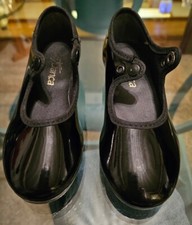 girls So Danca tap shoes size m9.5