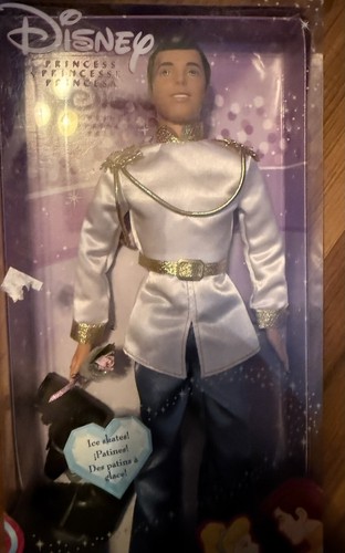 DISNEY PRINCE CHARMING ON ICE doll with outfit and skates NEW IN BOX - Picture 4 of 6