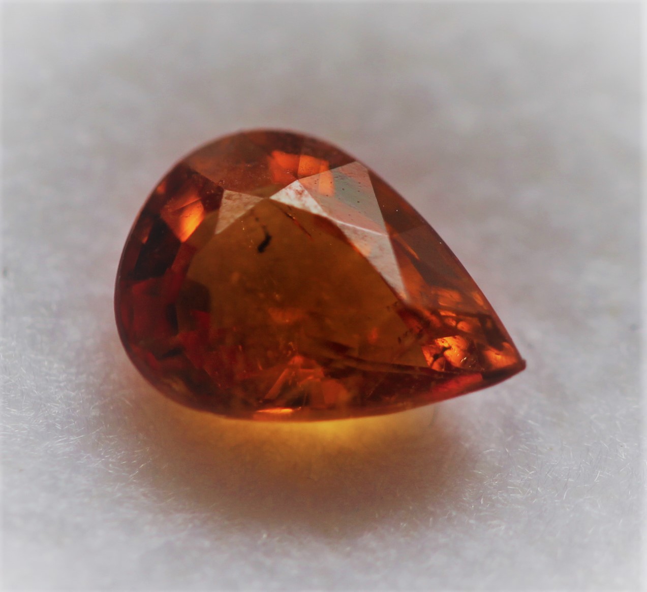 Grenat Spessartite Namibie 1,50 ct - Pierre pour Bague de Fiançailles Unique