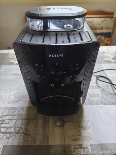 Krups EA 8108 Kaffeevollautomat - Schwarz