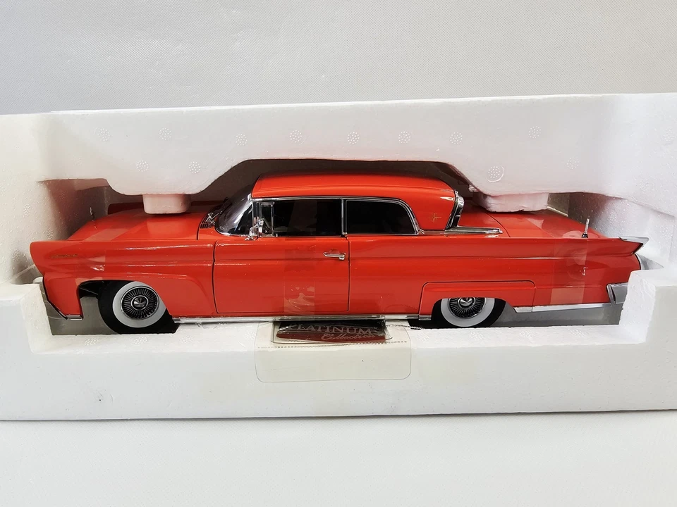 Sun Star Platinum Collection 1:18 Diecast Car 1958 Lincoln Continental MK 3 New - Image 3 of 4
