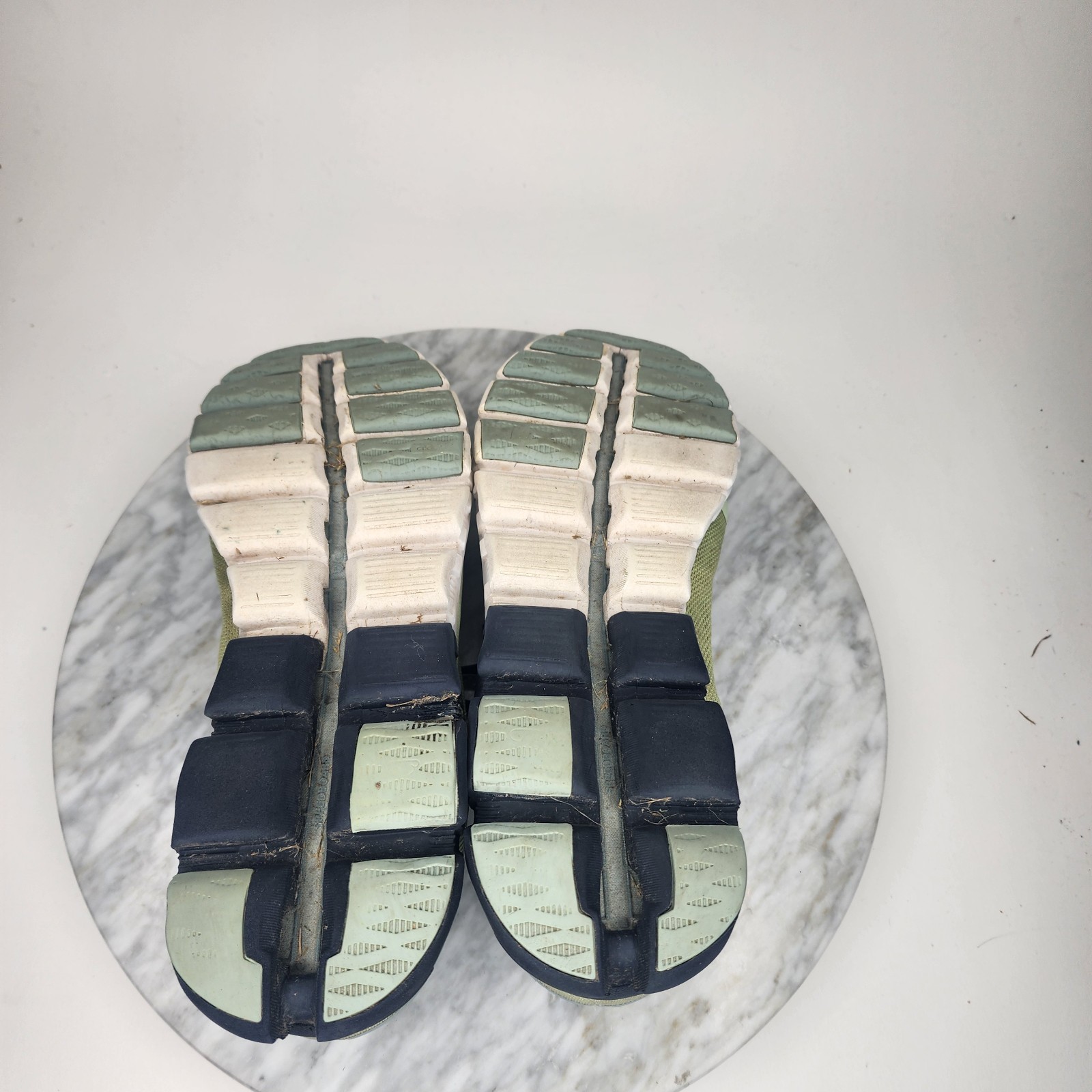 On Cloud Cloudflow 4 Mens Running Athletic Shoes Zest Frost Size 10 35.98687