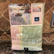 Home Wear Spring "BRIAR ROSE Jacquard Tablecloth 70" round NIP