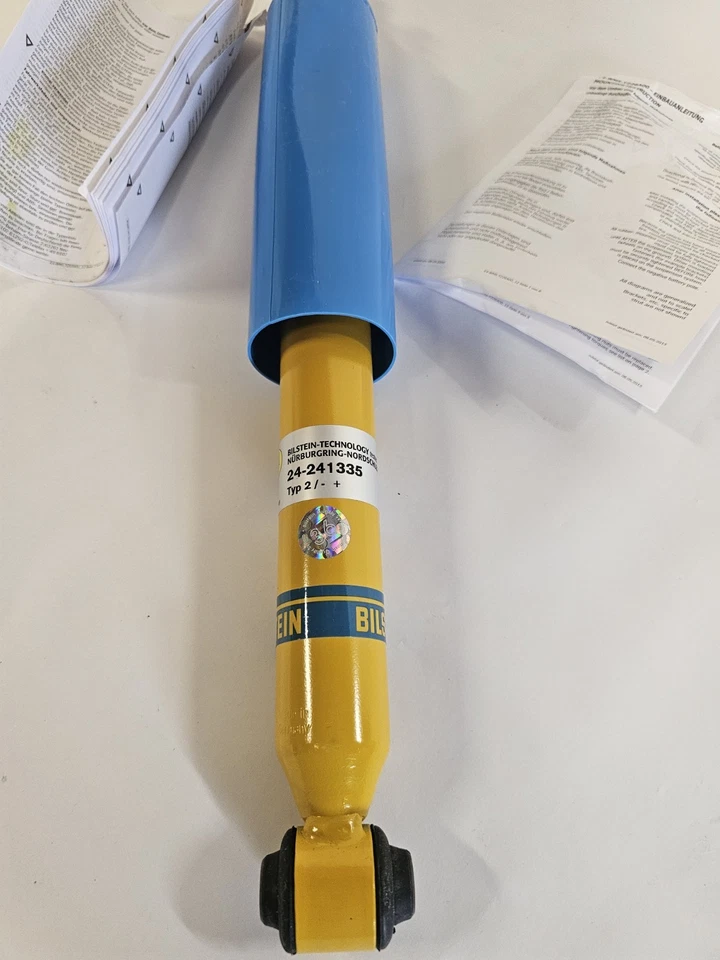 1 Bilstein 24-241335 Rear Yellow Shock Absorber for 15-21 Mercedes-Benz C300 C40 Foto 4 de 4