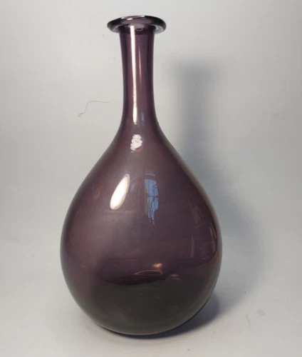 Blenko Williamsburg Restoration Amethyst Purple Glass Vase Wine Bottle Unsigned
