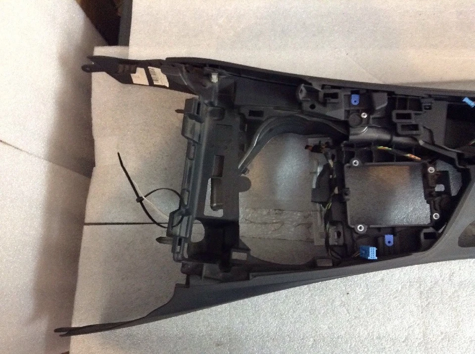 BMW F30 328i 2012 2013 2014 cuero negro consola central OEM 12 13 14 Foto 3 de 4