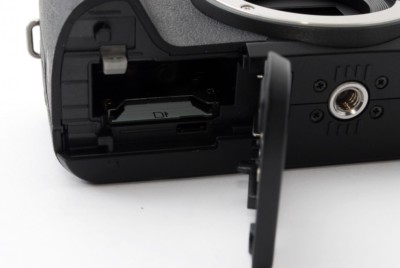 Canon EOS Kiss M/M50 24.0MP 15-45mm Lens Black [Exc++++] w/Box,8GB