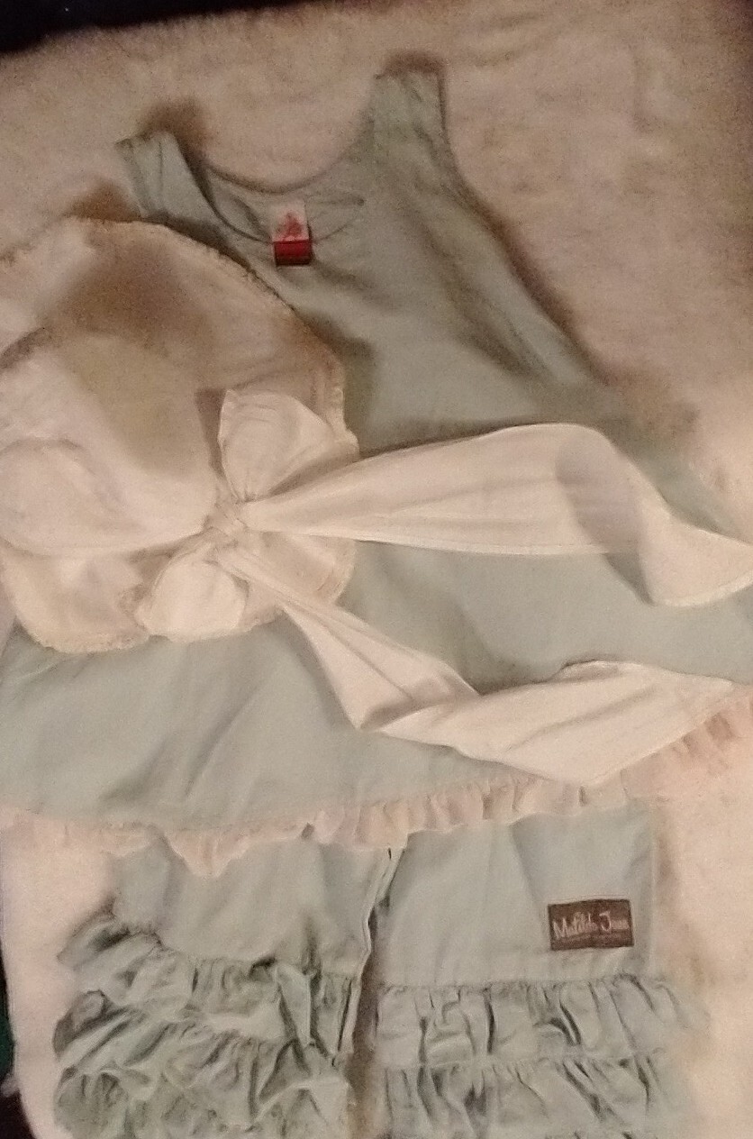 Picture 1 of 21