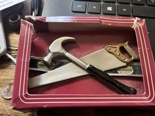 Great American Belt Buckle Carpenter Tool Saw Level Hammer 1981 USA Made New Vtg