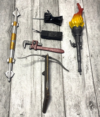 RoboCop Hand, Vintage Cellphone, Torch, and more 6 Piece Accessories for 6'' Figs