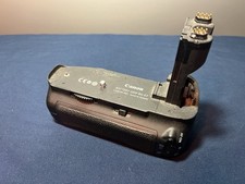 Canon BG-E7 Battery Grip For EOS 7D DLSR Dual Battery Cap Tested 100