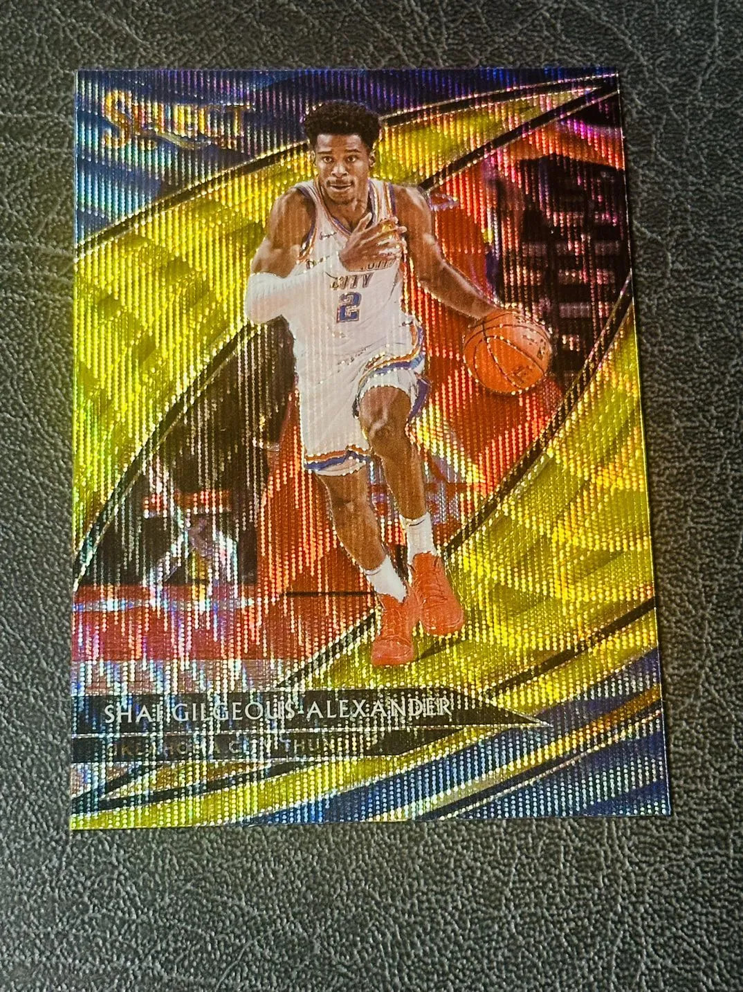 2019-20 Select Shai Gilgeous-Alexander #251 Courtside Gold Wave Prizm dus1