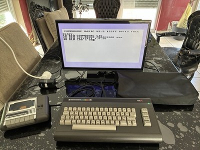 Commodore C16 Paket: C16 + Datasette + Netzteil + Abdeckhaube * Getestet 100% OK