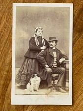Foto Visitenkarte CDV Portrait Paar und Hund 1860 anonym