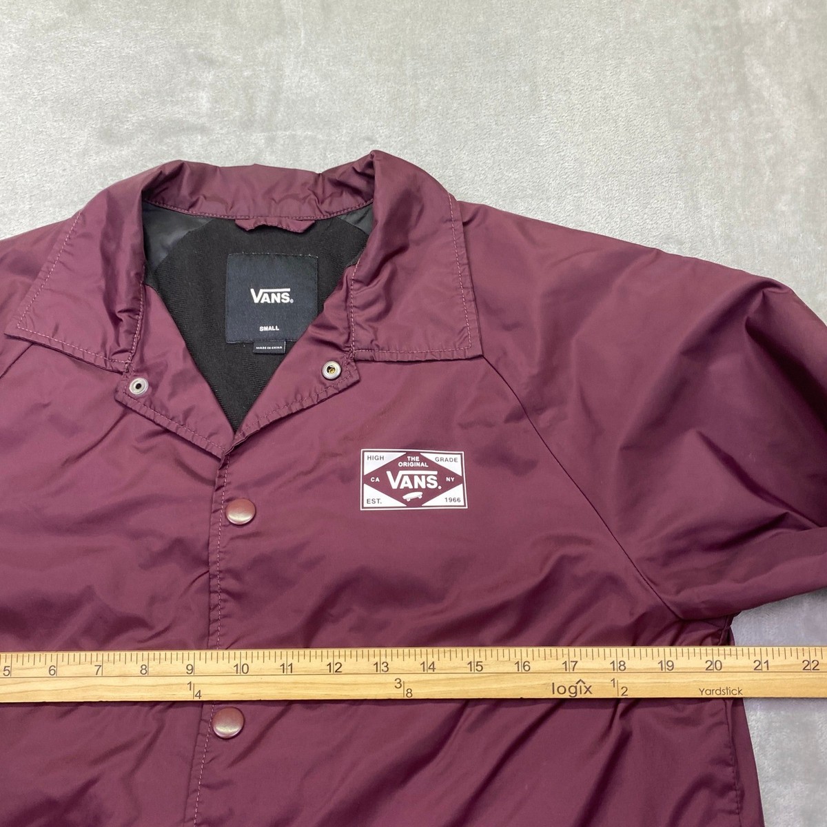 Vans Torrey Coaches Jacket Mens Small Burgundy Maroon Snap Front 