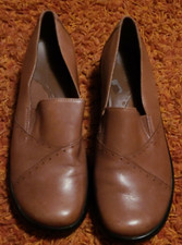 Clarks Tan Leather Loafers Womens 8M