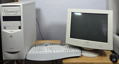 Gateway LP Mini Tower T33 GP7-550 W/ Dell E770s Moniter + Keyboard/ Ball Mouse