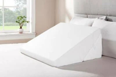 clark rubber wedge pillow