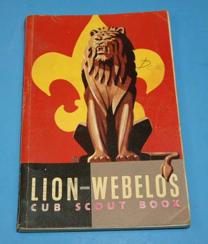 1961 Boy Scouts Cub Lion-Weblos of America Handbook Good Condition - Picture 1 of 3