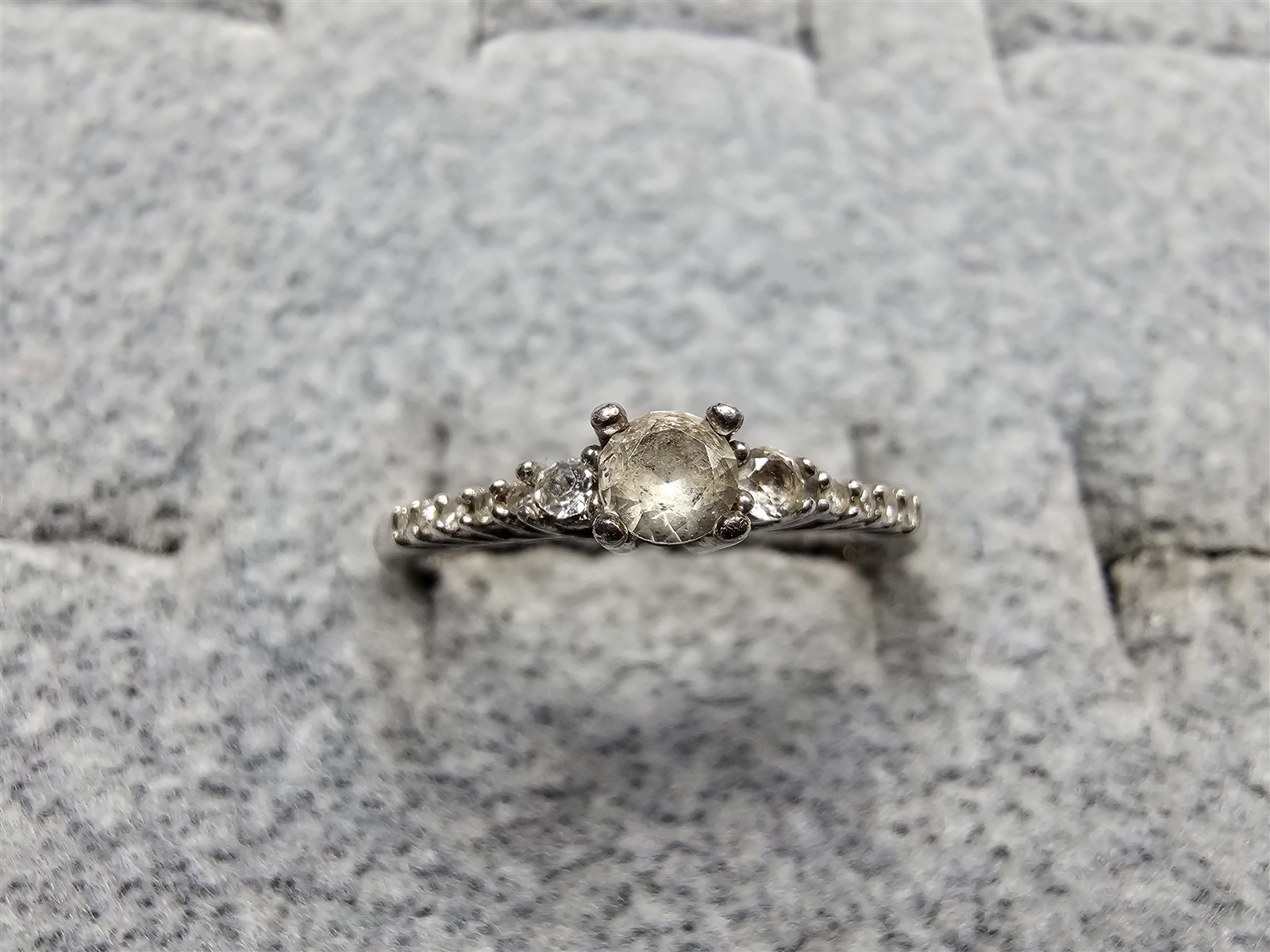 Grandma Grabe's Beautiful Vintage 925 Sterling Silver 1.2G Cz Ring Size 7