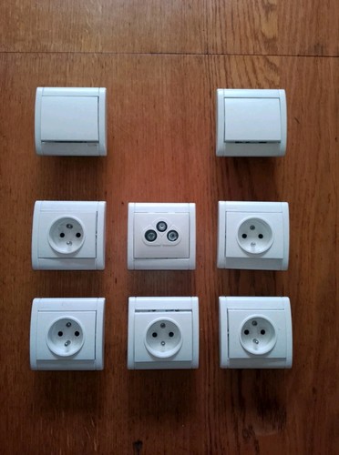 Plaque Double Legrand Sagane Silex Blanc Moucheté - Réf. 85017 - Pour Prises Ou Interrupteurs - Neuf, électricité