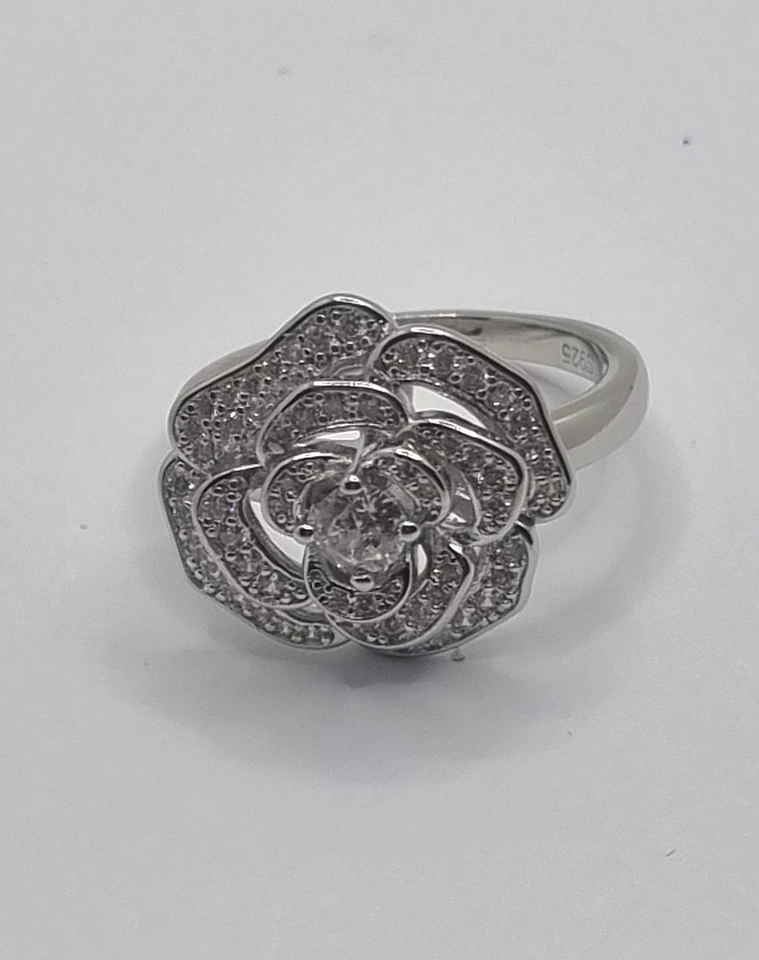 ANELLO DA SERA CON ROSA, anello floreale, anello pavettato - Immagine 2 di 4