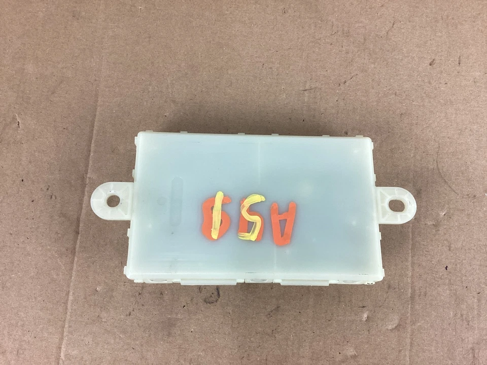 2013-2016 Mercedes Benz GL450 X166 Keyless Entry Computer Module A1669006208 OEM - Image 3 of 4