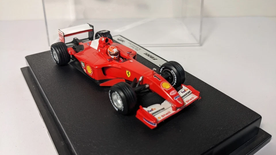 Miniature Hot Wheels Racing 1/43 : FERRARI - F2001 Michael Schumacher - Photo 3/4