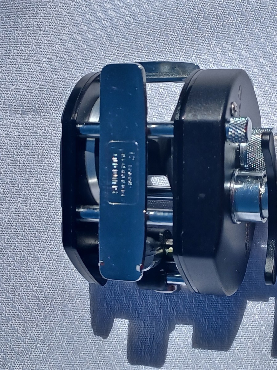 Vintage Shimano Bantam 10XSG Bait Casting Fishing Reel IOXSG