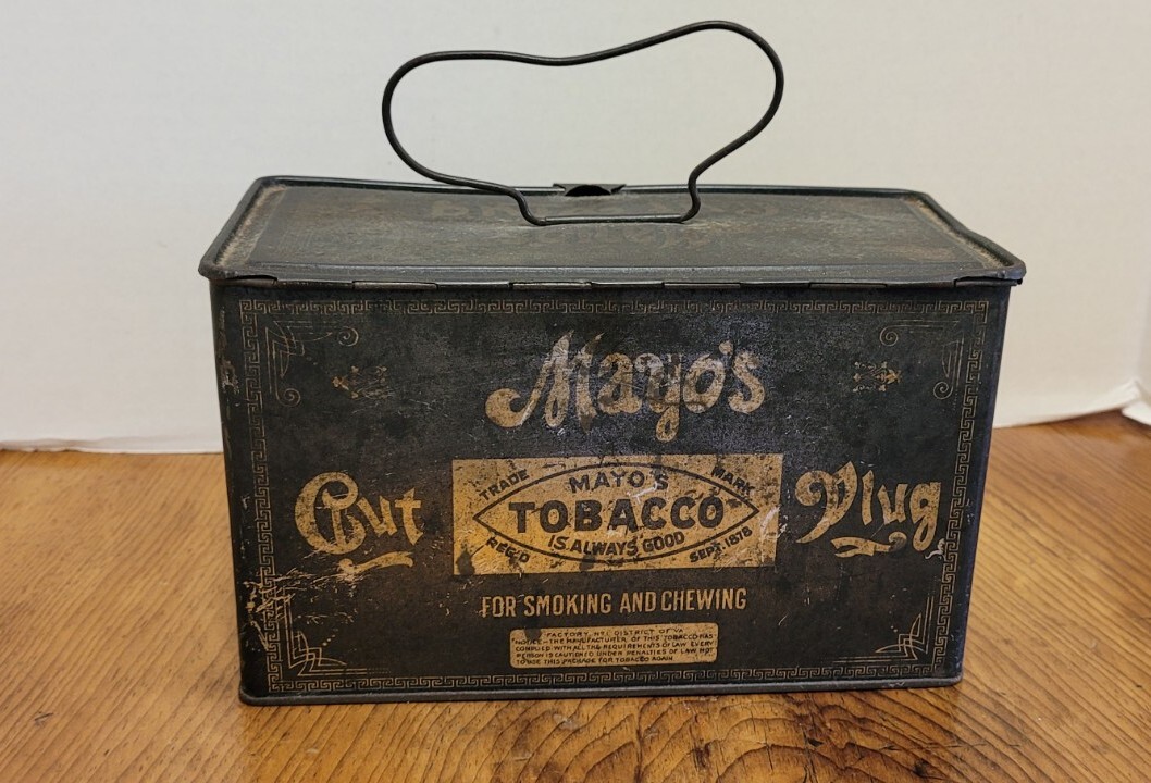 mayo's cut plug tobacco tin & Pints/rustic Decor VINTAGE TOBACCO TIN MAYO'S CUT
