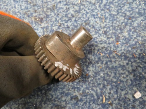 unknow singles cam shaft one loab could be ariel ?? - Picture 2 of 3