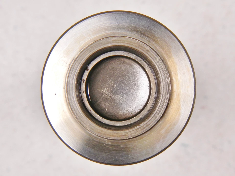 89 YAMAHA XT350 VÁLVULA DE ADMISSÃO EIXO DE COMANDO  - Imagem 4 de 4