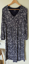 Ingrid + Isobel Maternity Dress Navy Size Small Bust 34" V Neck Long Sleeves