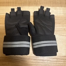 2.0 Ventilated Weight Lifting Workout Gloves With Wrist wraps For Men And Women