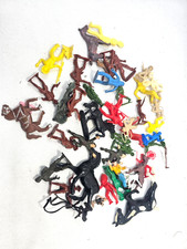 Vintage Plastic Toy Soldiers Figures Lot Cowboys Indians Horses Pieces