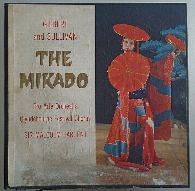 Gilbert and Sullivan The Mikado Pro Arte Orchestra Angel Records 2 LP