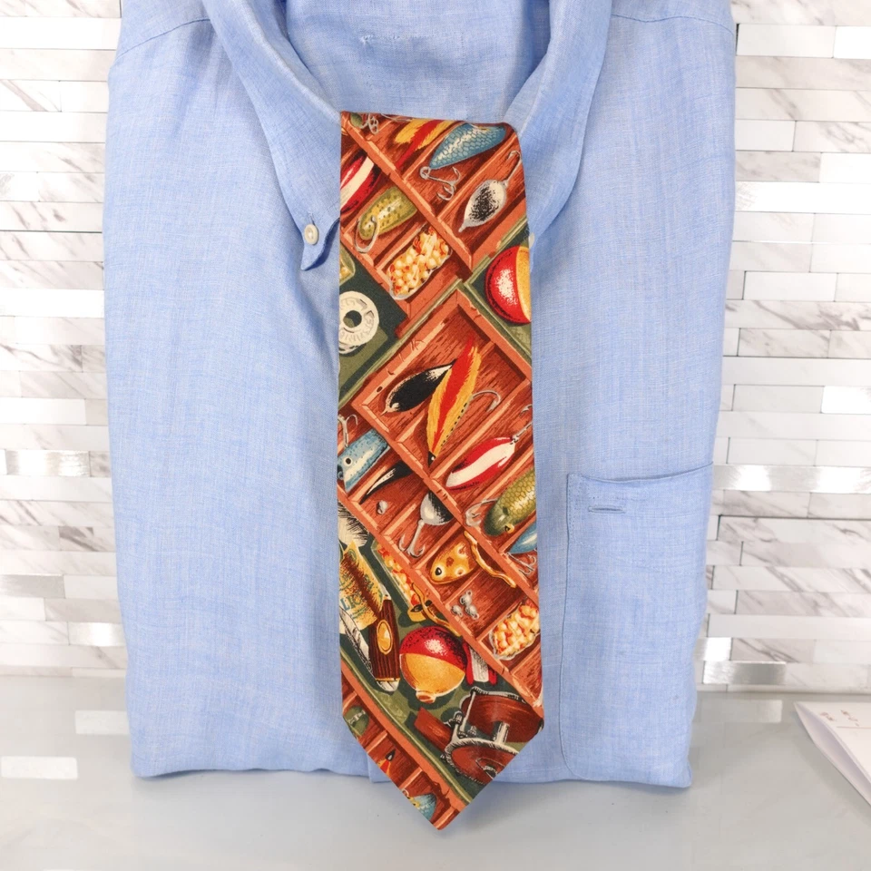 Corbata para el cuello para hombre naranja quemado herramientas de pescador arte gráfico EE. UU. SAMUEL HUNTER Foto 2 de 4