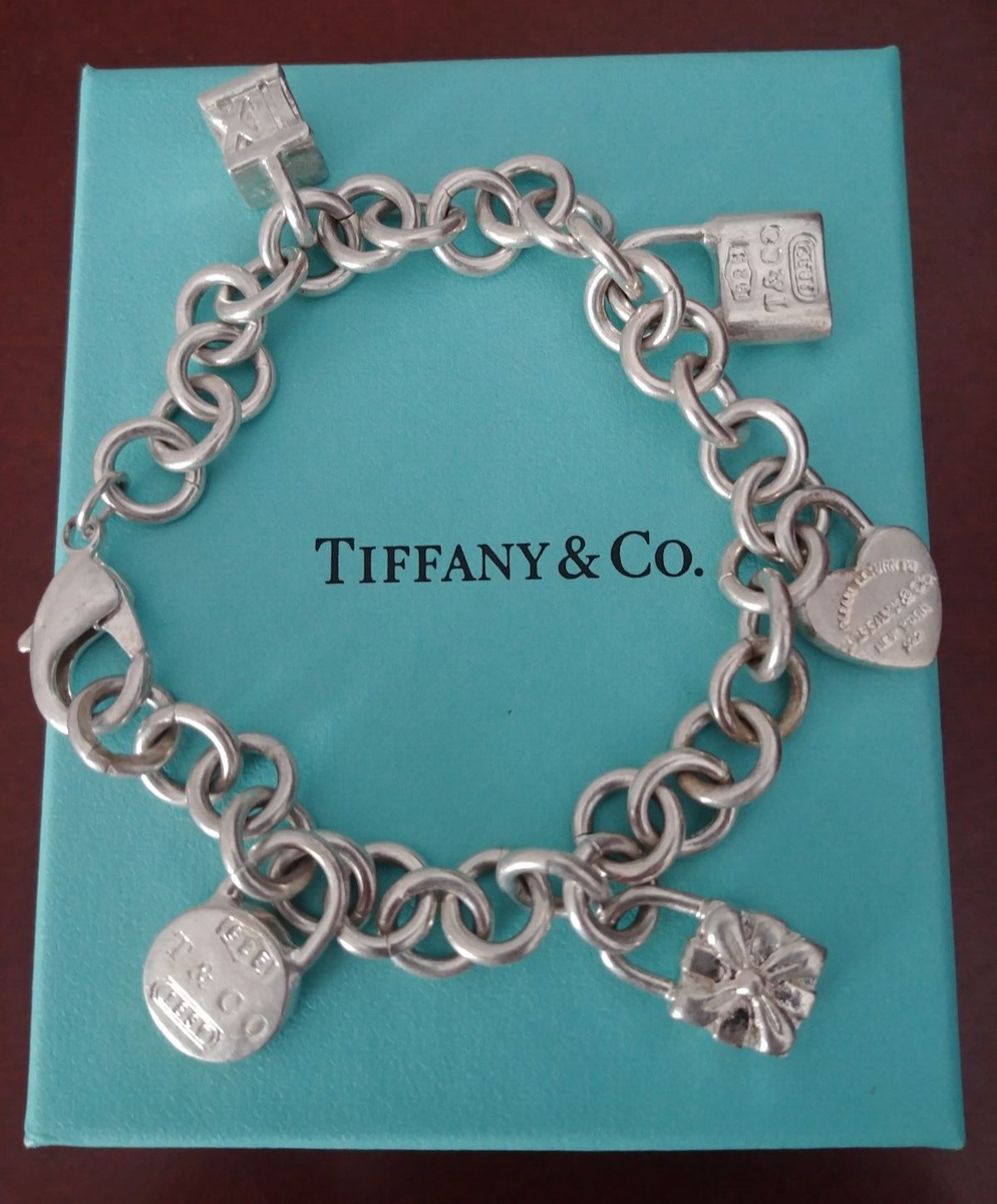 Tiffany & Co. Atlas Roman Heart Bow Lock Charm Pendant Link Chain