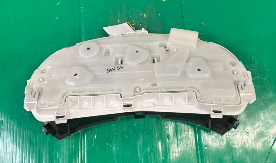 Cuadro de instrumentos velocímetro Scion TC 2011-2013 75 k millas 83800-21402 Foto 3 de 3