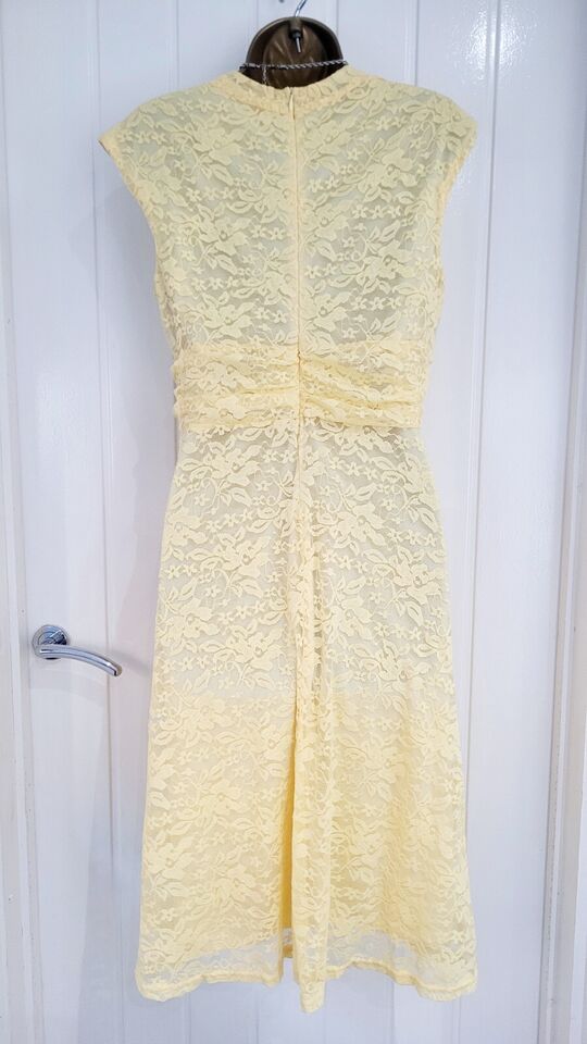 JOANNA HOPE size 14 BEAUTIFUL lemon yellow lace floral fit flare ...