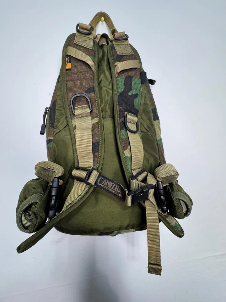 Небольшой тактический/туристический рюкзак CamelBak Maximum Gear — камуфляжный/Cordura®(B58) - Изображение 3 из 4